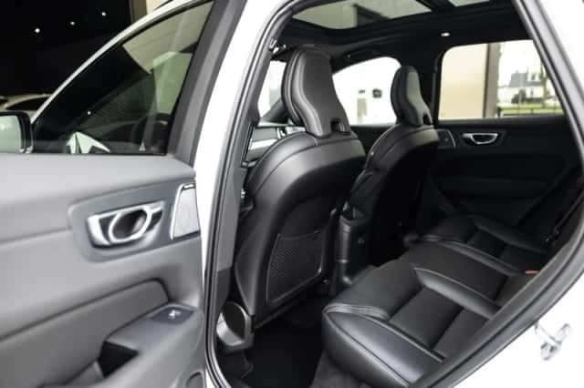 Volvo XC60 (2025) thumbnail 6