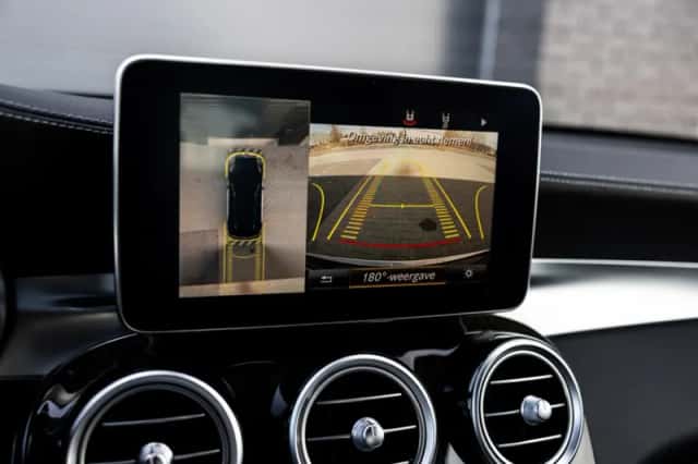 Mercedes-Benz GLC-Klasse (2015) thumbnail 15
