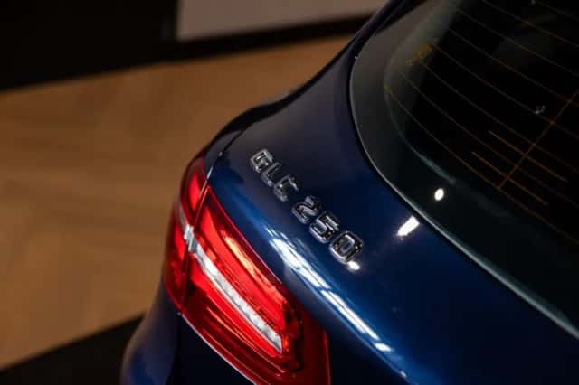 Mercedes-Benz GLC-Klasse (2015) thumbnail 23