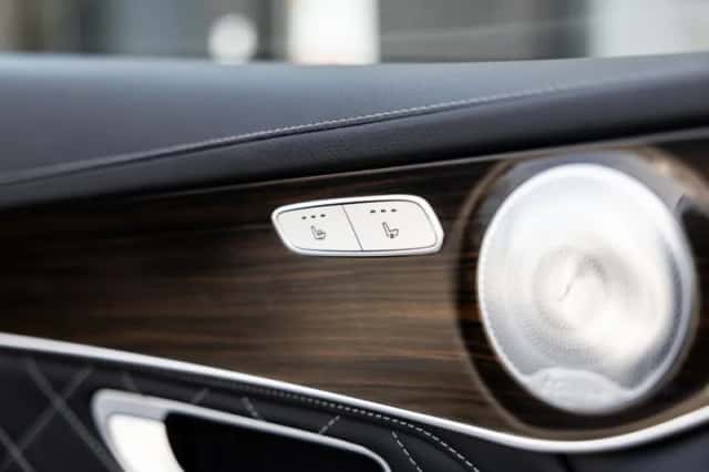 Mercedes-Benz GLC-Klasse (2015) thumbnail 31