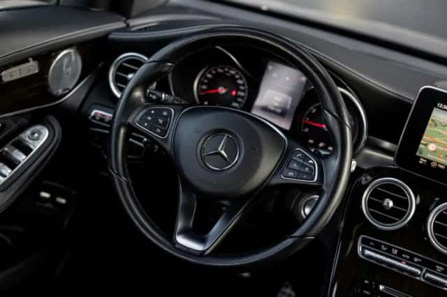 Mercedes-Benz GLC-Klasse (2015) thumbnail 9