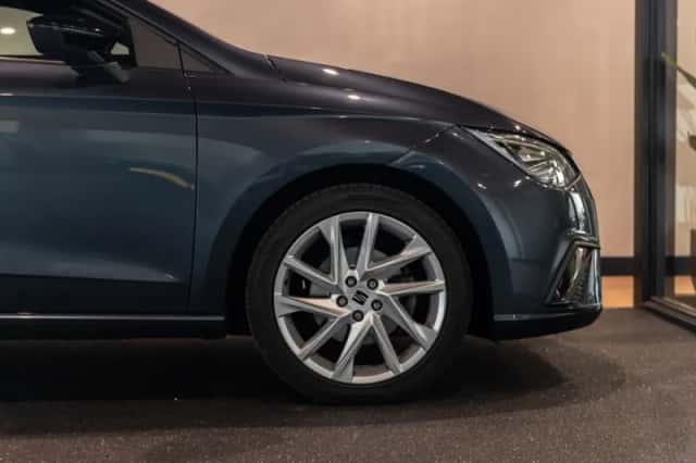 SEAT Ibiza (2023) thumbnail 14