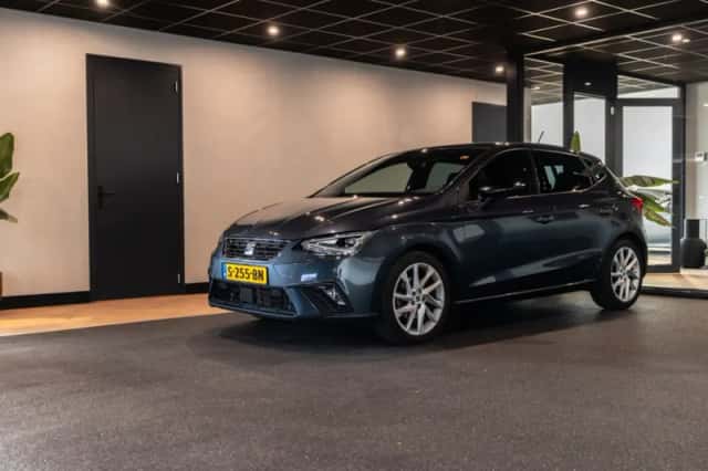 SEAT Ibiza (2023) thumbnail 25