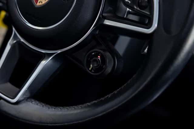 Porsche Macan (2019) thumbnail 29