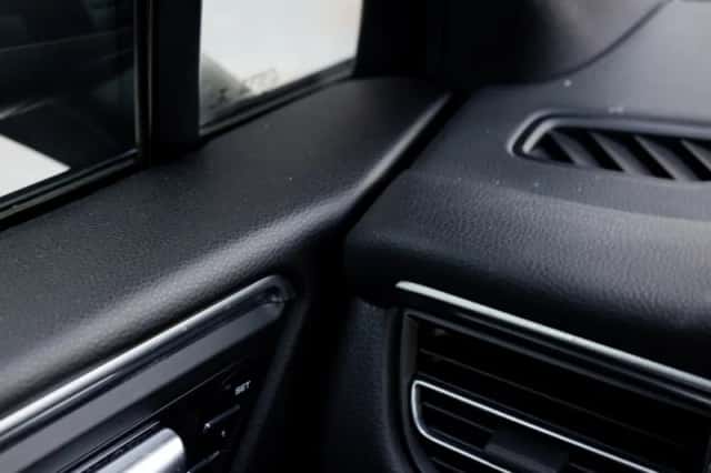 Porsche Macan (2019) thumbnail 53