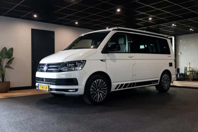 Volkswagen California (2017) thumbnail 13