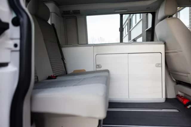 Volkswagen California (2017) thumbnail 29