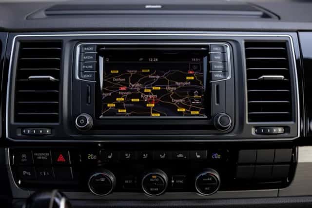 Volkswagen California (2017) thumbnail 47