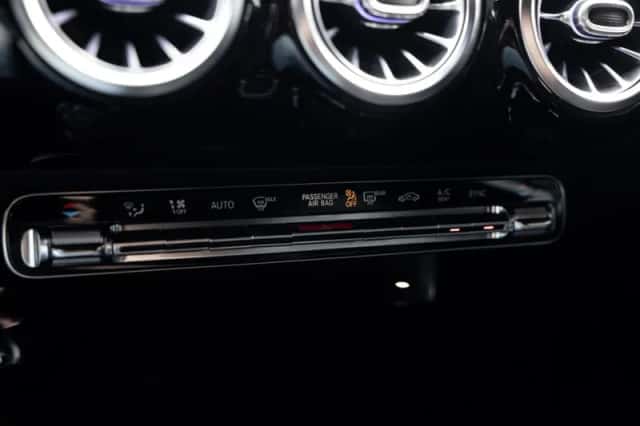 Mercedes-Benz A-Klasse (2018) thumbnail 46