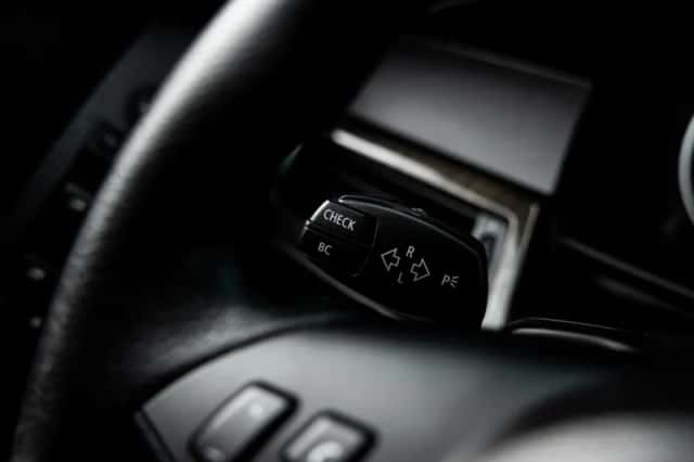 BMW 5-Serie (2005) thumbnail 34