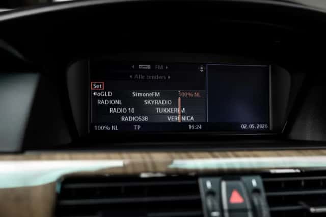 BMW 5-Serie (2005) thumbnail 35