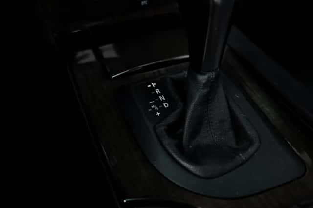 BMW 5-Serie (2005) thumbnail 44