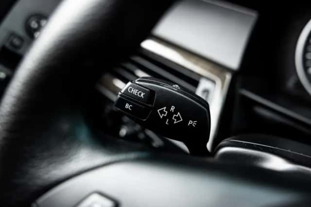 BMW 5-Serie (2005) thumbnail 45