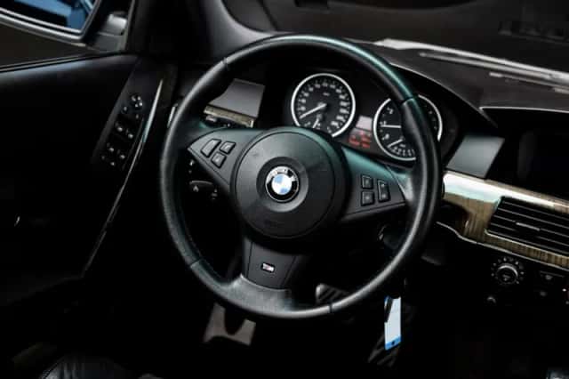 BMW 5-Serie (2005) thumbnail 9