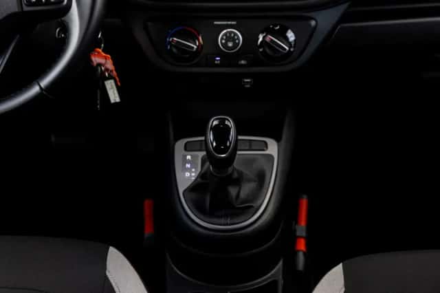 Hyundai i10 (2021) thumbnail 20