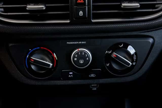 Hyundai i10 (2021) thumbnail 22