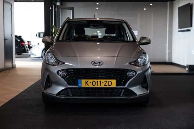 Hyundai i10 (2021) thumbnail 8