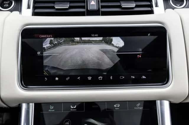 Land Rover Range Rover Sport (2022) thumbnail 16