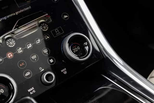 Land Rover Range Rover Sport (2022) thumbnail 53