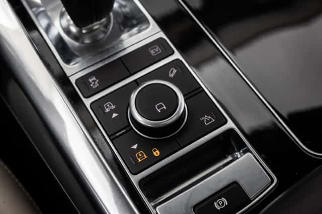 Land Rover Range Rover Sport (2022) thumbnail 55