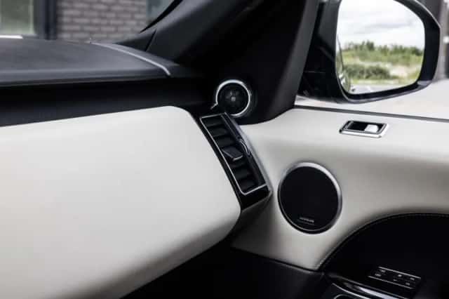 Land Rover Range Rover Sport (2022) thumbnail 56