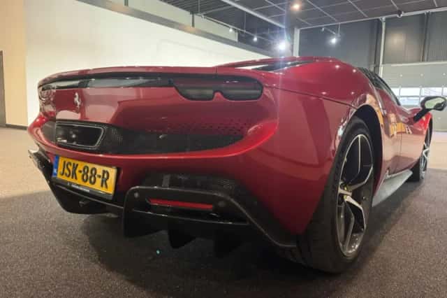 Ferrari 296 (2025) thumbnail 3