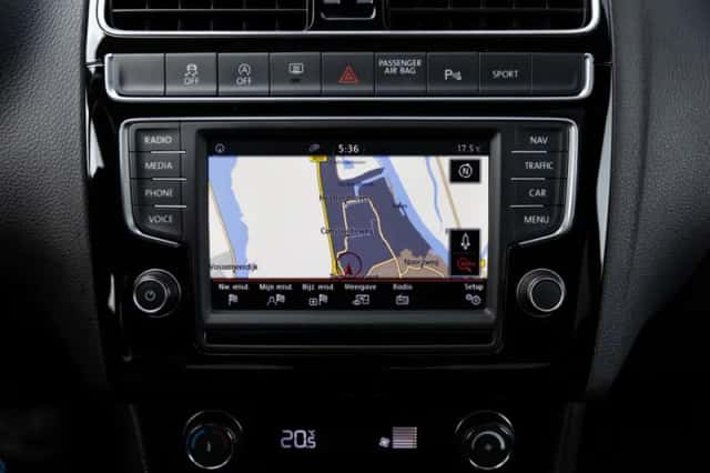 Volkswagen Polo (2017) thumbnail 41