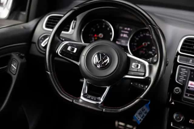 Volkswagen Polo (2017) thumbnail 9