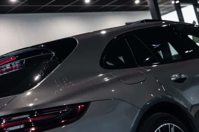 Porsche Panamera (2018) thumbnail 12