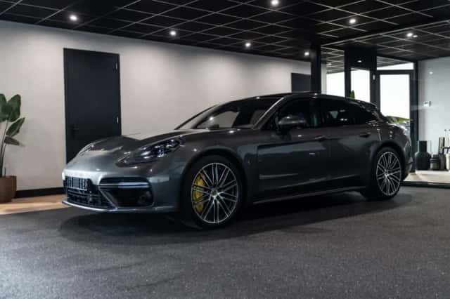 Porsche Panamera (2018) thumbnail 27