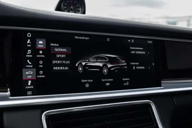 Porsche Panamera (2018) thumbnail 45