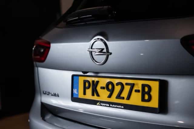 Opel Insignia (2017) thumbnail 12