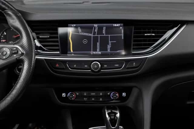 Opel Insignia (2017) thumbnail 33