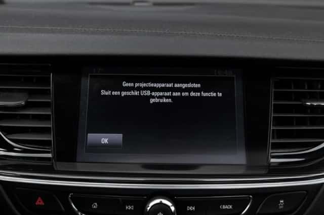 Opel Insignia (2017) thumbnail 40
