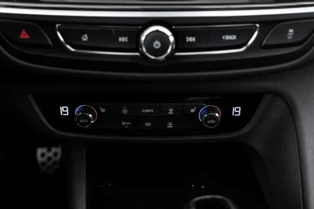Opel Insignia (2017) thumbnail 43