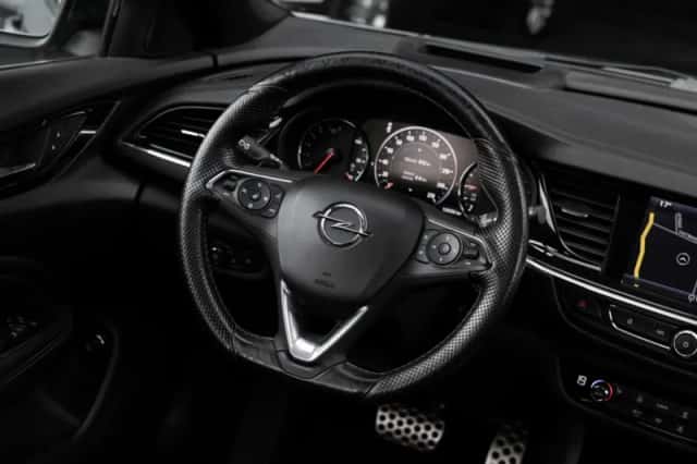 Opel Insignia (2017) thumbnail 9