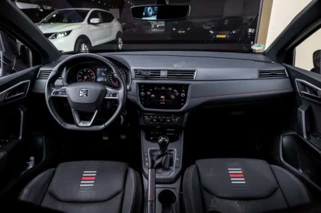 SEAT Ibiza (2020) thumbnail 2