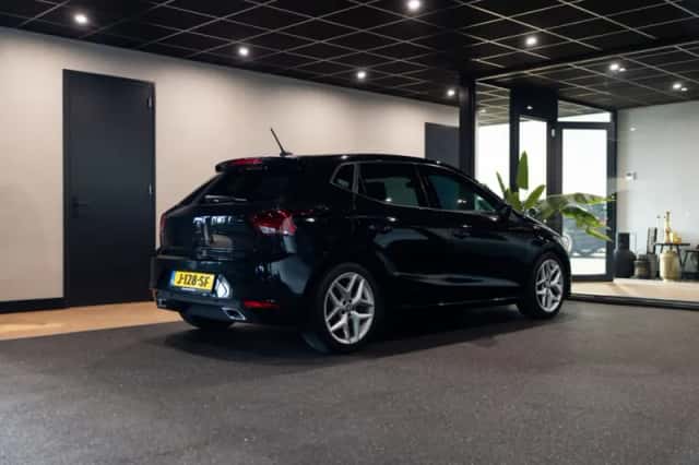 SEAT Ibiza (2020) thumbnail 3