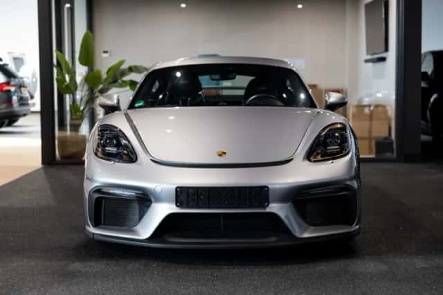 Porsche 718 (2019) thumbnail 8