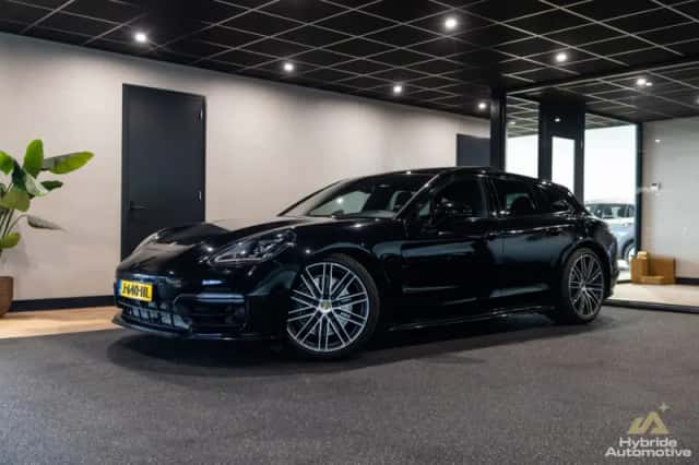 Porsche Panamera (2020) thumbnail 1
