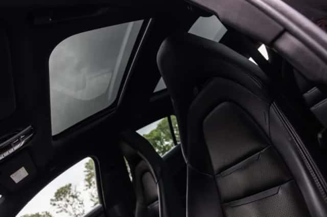 Porsche Panamera (2020) thumbnail 5