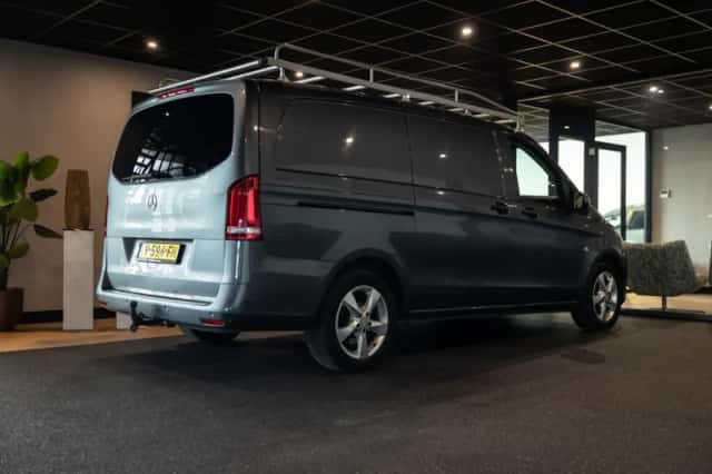 Mercedes-Benz Vito (2017) thumbnail 3