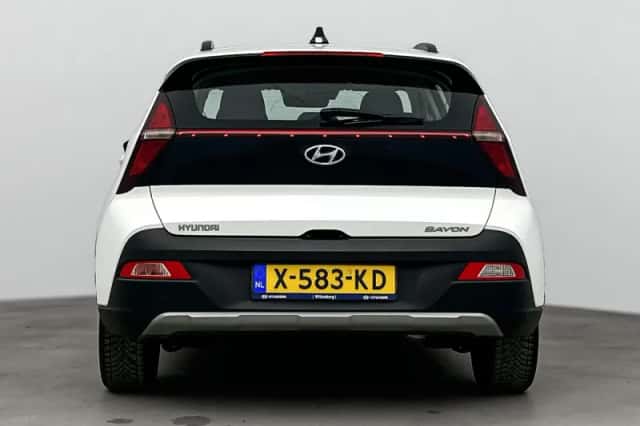 Hyundai Bayon (2024) thumbnail 5