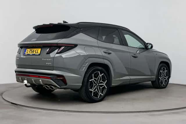 Hyundai Tucson (2021) thumbnail 2