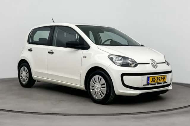 Volkswagen Up! (2016) thumbnail 6