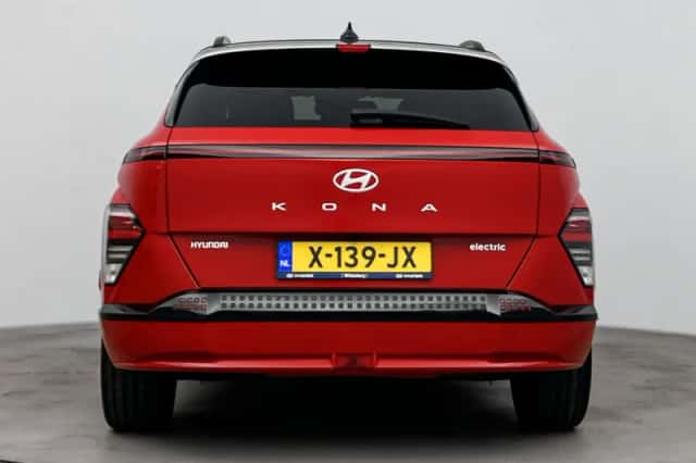 Hyundai Kona (2023) thumbnail 6