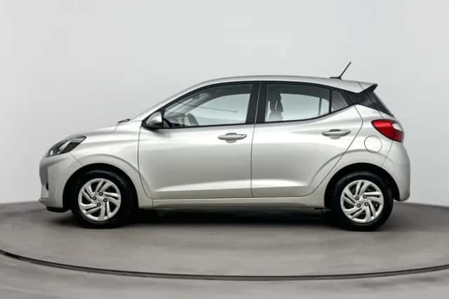 Hyundai i10 (2021) thumbnail 3
