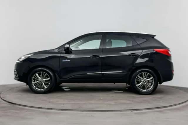 Hyundai ix35 (2015) thumbnail 3