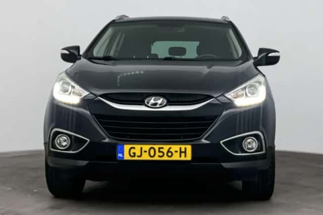 Hyundai ix35 (2015) thumbnail 4