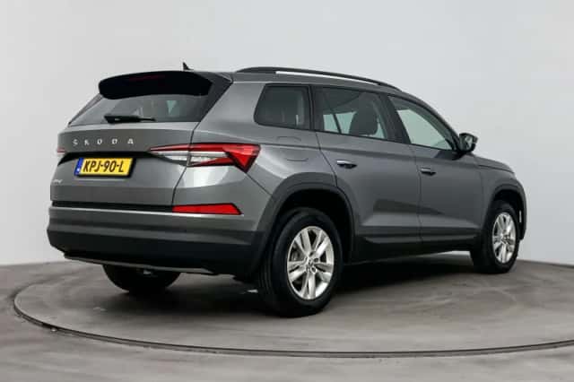 Škoda Kodiaq (2023) thumbnail 2